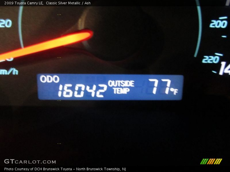 Classic Silver Metallic / Ash 2009 Toyota Camry LE