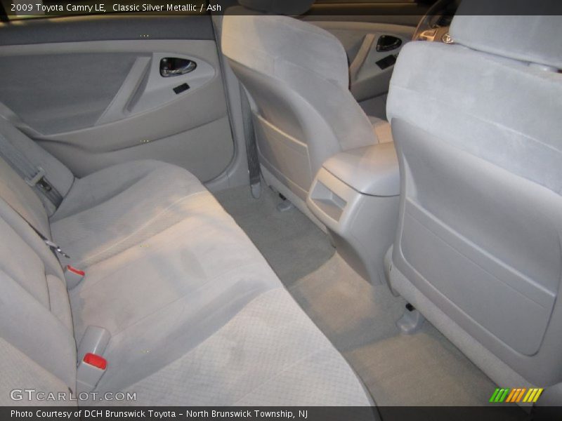 Classic Silver Metallic / Ash 2009 Toyota Camry LE