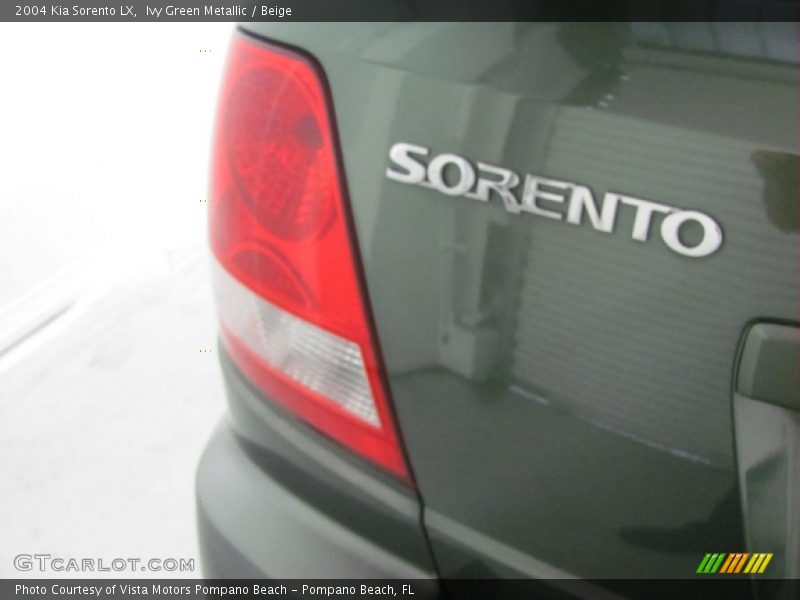 Ivy Green Metallic / Beige 2004 Kia Sorento LX