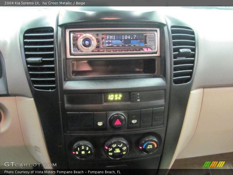 Ivy Green Metallic / Beige 2004 Kia Sorento LX