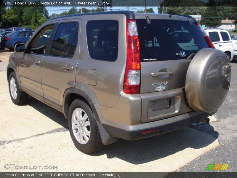 Pewter Pearl / Ivory 2005 Honda CR-V Special Edition 4WD