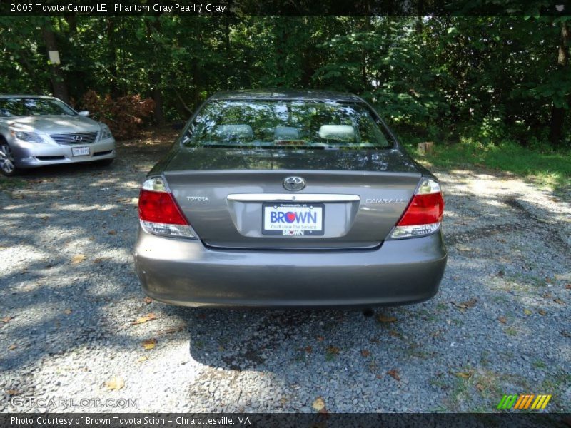 Phantom Gray Pearl / Gray 2005 Toyota Camry LE