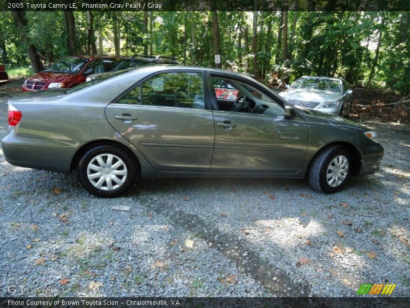 Phantom Gray Pearl / Gray 2005 Toyota Camry LE