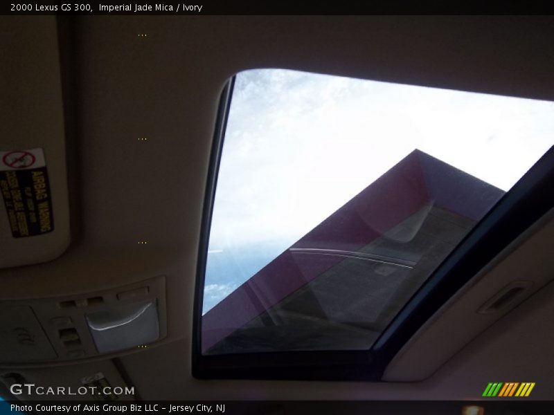 Imperial Jade Mica / Ivory 2000 Lexus GS 300