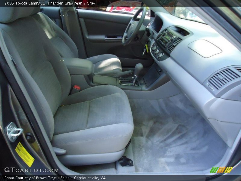 Phantom Gray Pearl / Gray 2005 Toyota Camry LE