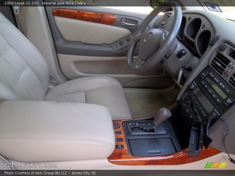 Imperial Jade Mica / Ivory 2000 Lexus GS 300