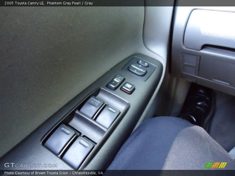 Phantom Gray Pearl / Gray 2005 Toyota Camry LE