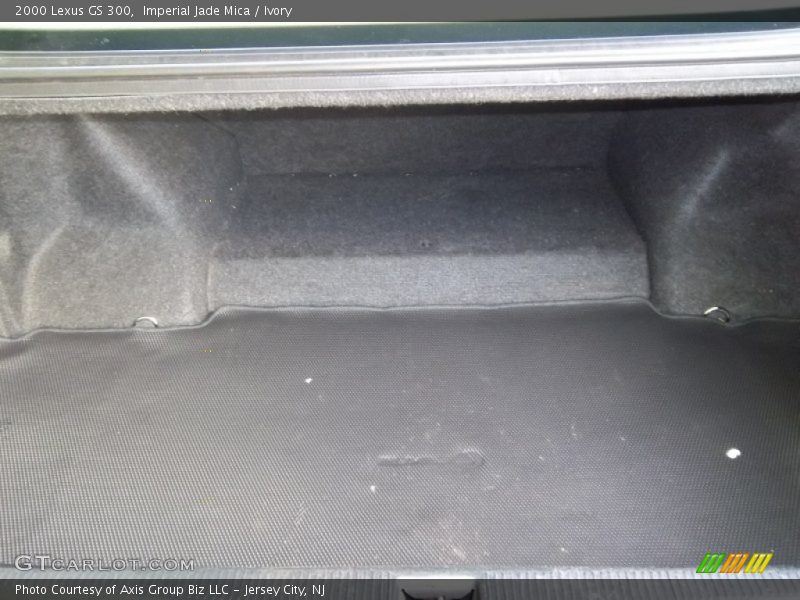 Imperial Jade Mica / Ivory 2000 Lexus GS 300
