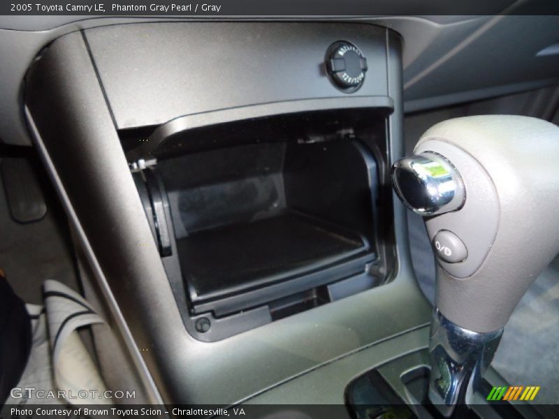 Phantom Gray Pearl / Gray 2005 Toyota Camry LE