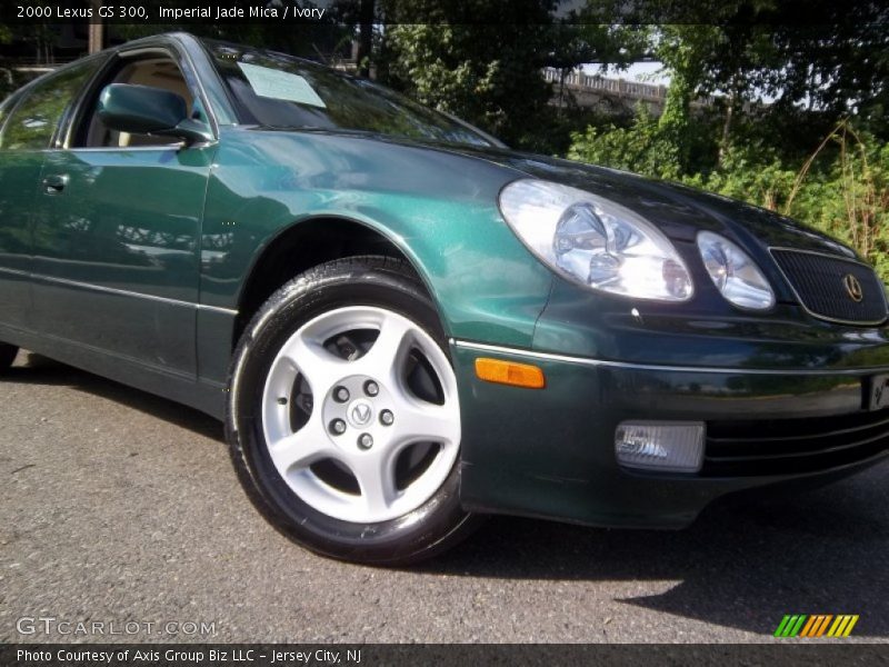 Imperial Jade Mica / Ivory 2000 Lexus GS 300