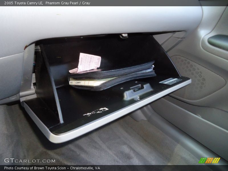 Phantom Gray Pearl / Gray 2005 Toyota Camry LE