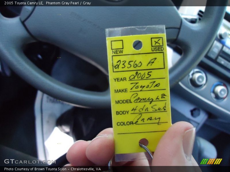 Phantom Gray Pearl / Gray 2005 Toyota Camry LE