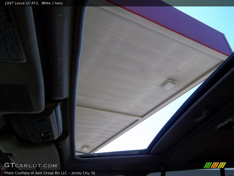 White / Ivory 1997 Lexus LX 450