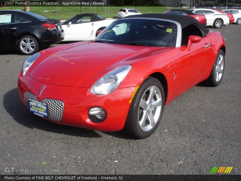 Front 3/4 View of 2007 Solstice Roadster