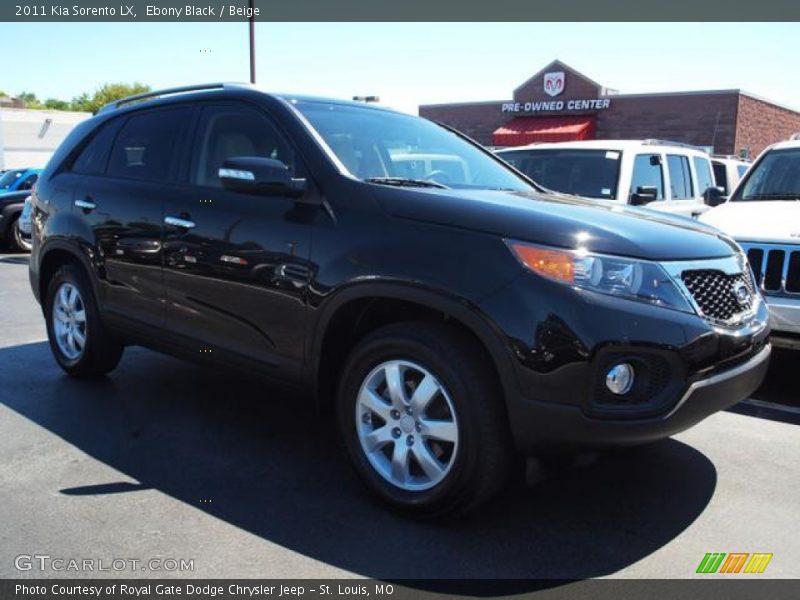 Ebony Black / Beige 2011 Kia Sorento LX