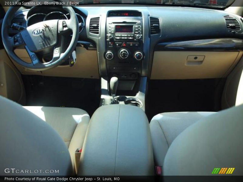 Ebony Black / Beige 2011 Kia Sorento LX