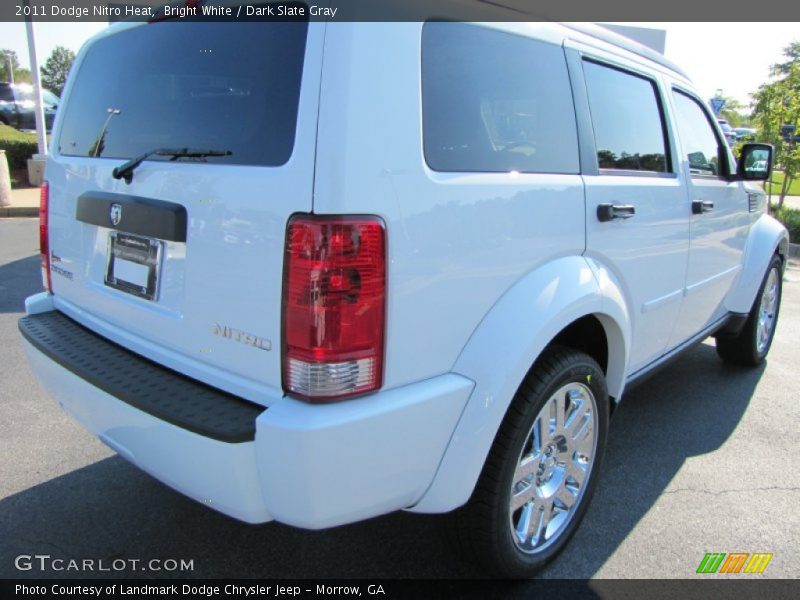 Bright White / Dark Slate Gray 2011 Dodge Nitro Heat