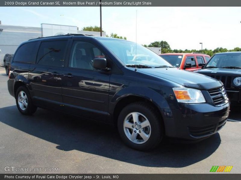 Modern Blue Pearl / Medium Slate Gray/Light Shale 2009 Dodge Grand Caravan SE