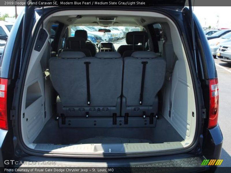 Modern Blue Pearl / Medium Slate Gray/Light Shale 2009 Dodge Grand Caravan SE