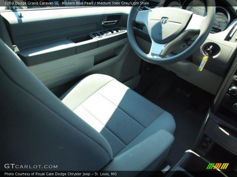 Modern Blue Pearl / Medium Slate Gray/Light Shale 2009 Dodge Grand Caravan SE