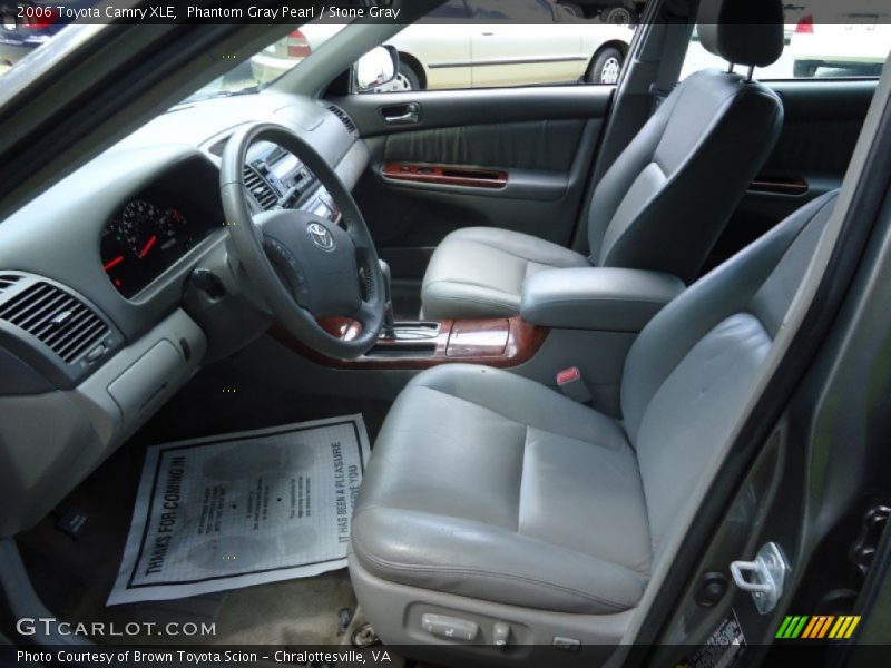 Phantom Gray Pearl / Stone Gray 2006 Toyota Camry XLE