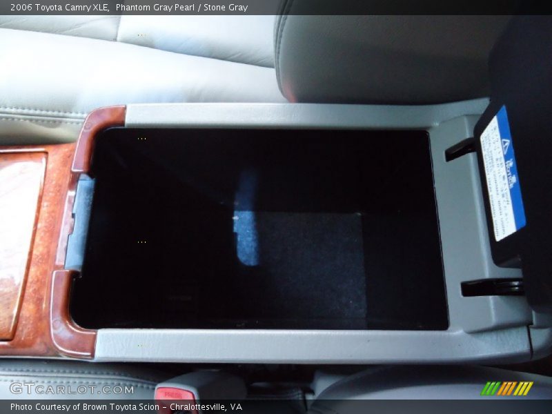 Phantom Gray Pearl / Stone Gray 2006 Toyota Camry XLE