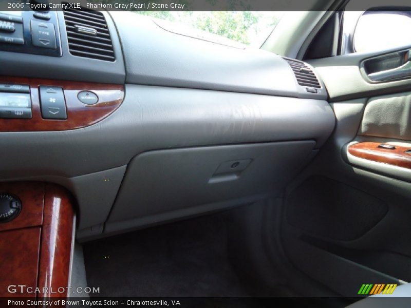Phantom Gray Pearl / Stone Gray 2006 Toyota Camry XLE