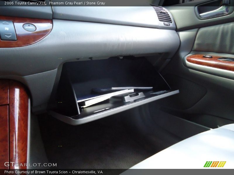 Phantom Gray Pearl / Stone Gray 2006 Toyota Camry XLE