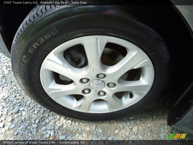 Phantom Gray Pearl / Stone Gray 2006 Toyota Camry XLE