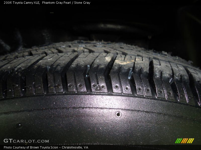 Phantom Gray Pearl / Stone Gray 2006 Toyota Camry XLE