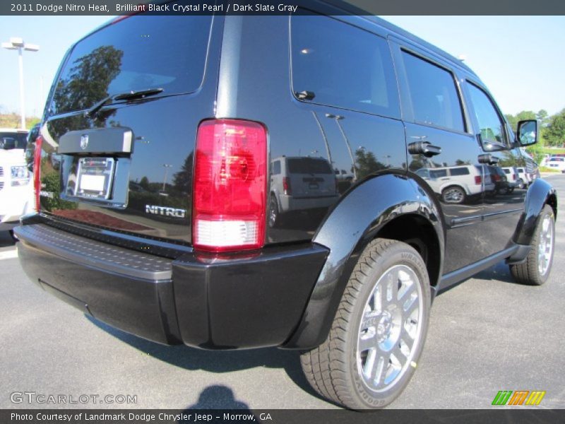Brilliant Black Crystal Pearl / Dark Slate Gray 2011 Dodge Nitro Heat