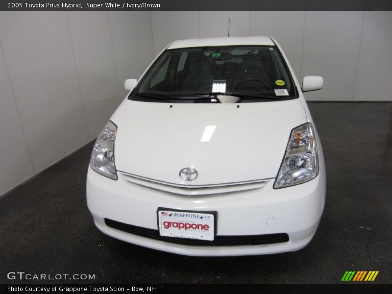 Super White / Ivory/Brown 2005 Toyota Prius Hybrid