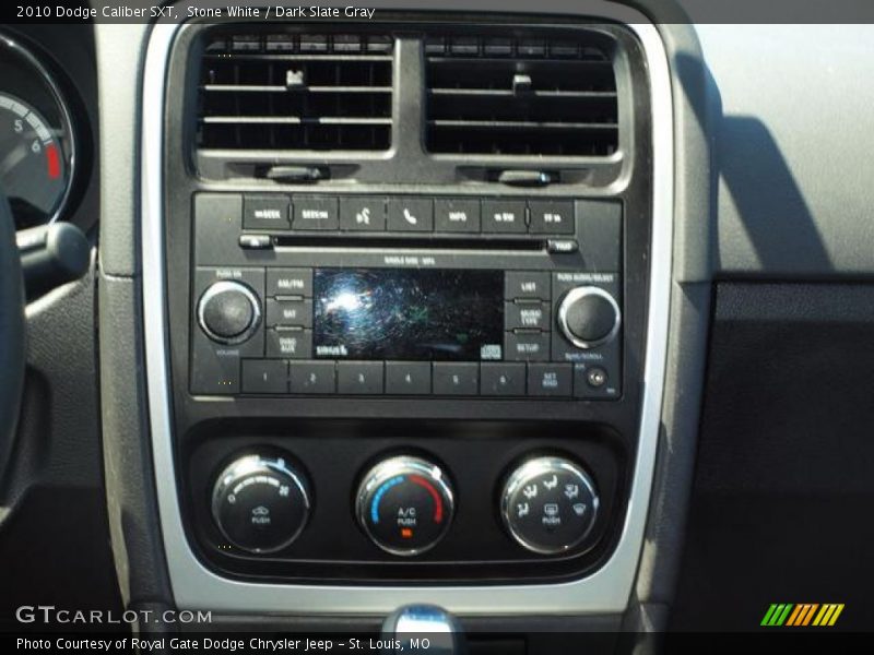 Stone White / Dark Slate Gray 2010 Dodge Caliber SXT