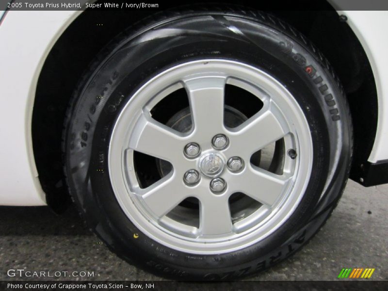 Super White / Ivory/Brown 2005 Toyota Prius Hybrid