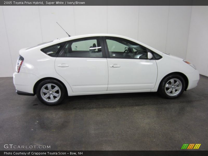 Super White / Ivory/Brown 2005 Toyota Prius Hybrid