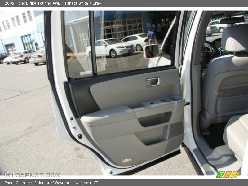 Taffeta White / Gray 2009 Honda Pilot Touring 4WD