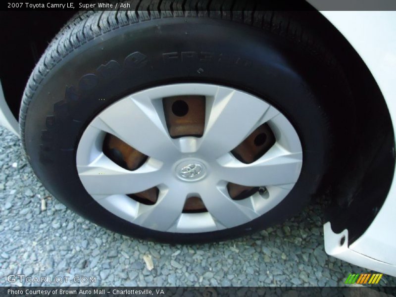 Super White / Ash 2007 Toyota Camry LE