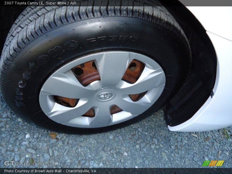 Super White / Ash 2007 Toyota Camry LE