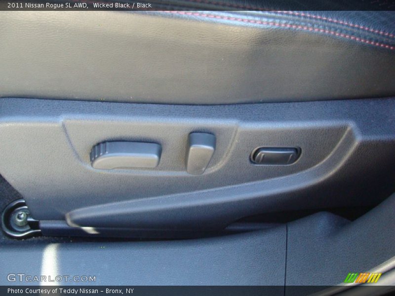 Wicked Black / Black 2011 Nissan Rogue SL AWD