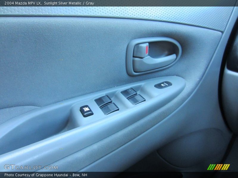Sunlight Silver Metallic / Gray 2004 Mazda MPV LX