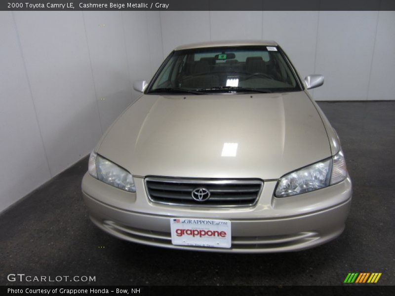 Cashmere Beige Metallic / Gray 2000 Toyota Camry LE