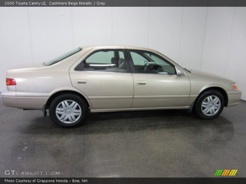 Cashmere Beige Metallic / Gray 2000 Toyota Camry LE