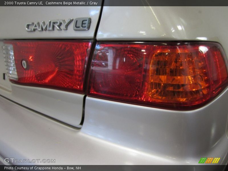 Cashmere Beige Metallic / Gray 2000 Toyota Camry LE