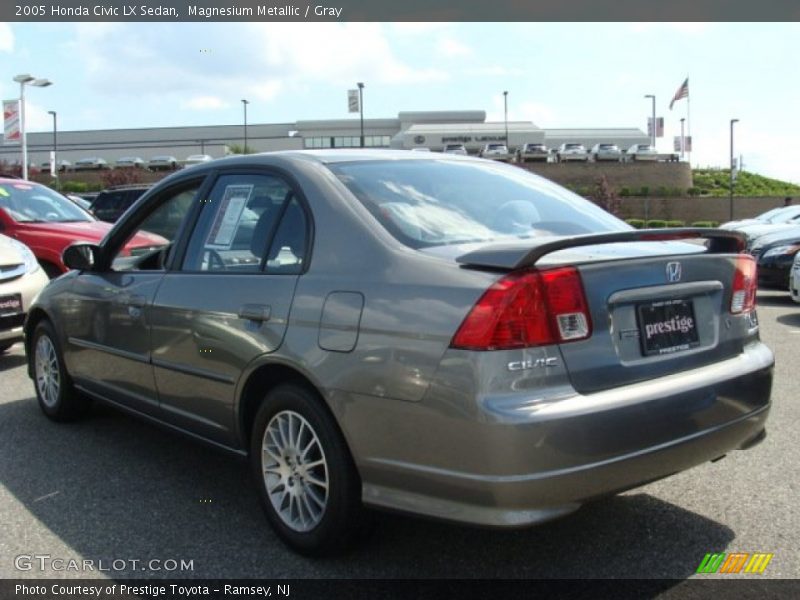 Magnesium Metallic / Gray 2005 Honda Civic LX Sedan