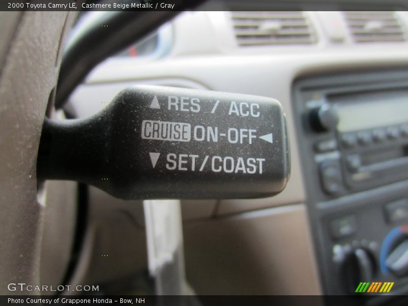 Cashmere Beige Metallic / Gray 2000 Toyota Camry LE