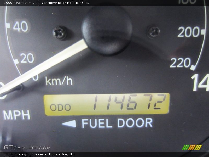Cashmere Beige Metallic / Gray 2000 Toyota Camry LE