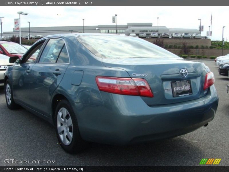 Aloe Green Metallic / Bisque 2009 Toyota Camry LE