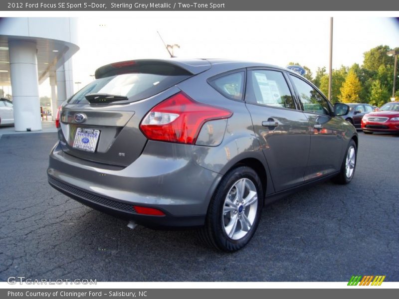 Sterling Grey Metallic / Two-Tone Sport 2012 Ford Focus SE Sport 5-Door