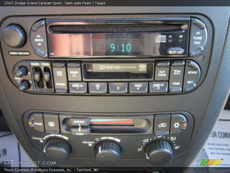 Audio System of 2003 Grand Caravan Sport