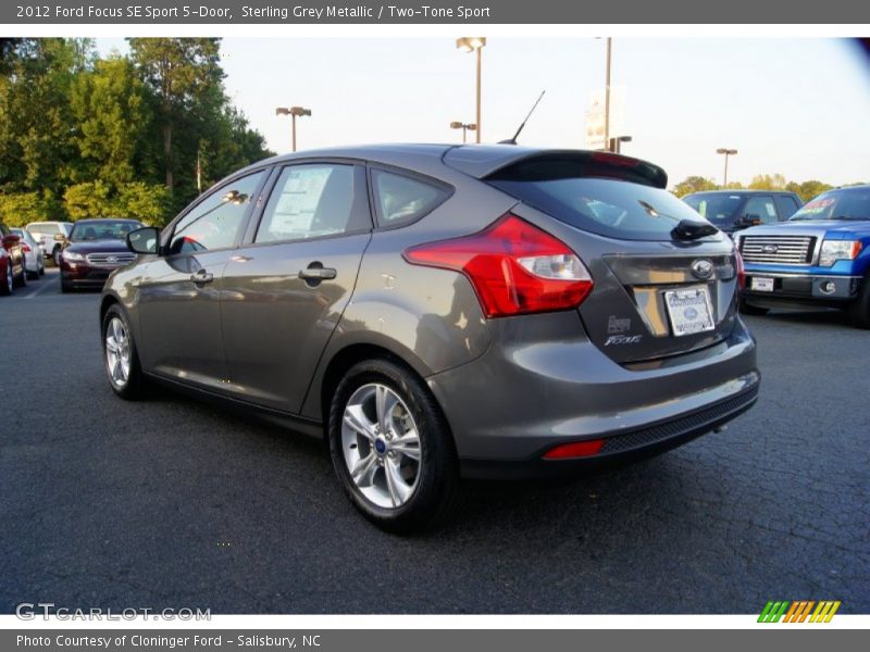 Sterling Grey Metallic / Two-Tone Sport 2012 Ford Focus SE Sport 5-Door